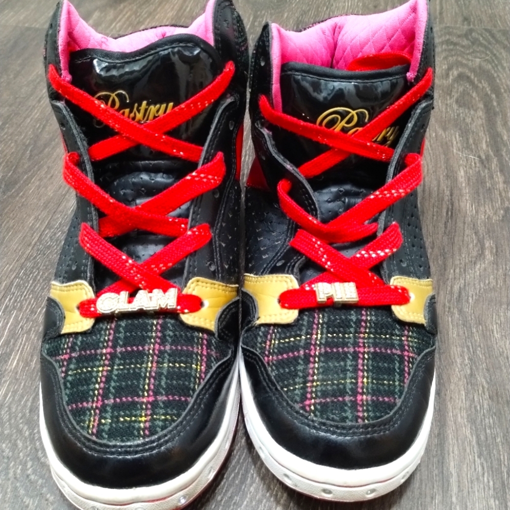 Pastry Glam Pie High Top Size 7
